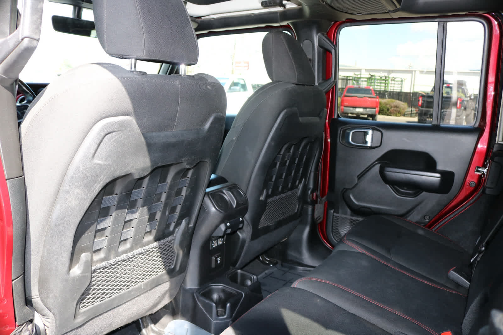 Thumbnail: 2021 Jeep Wrangler - 24