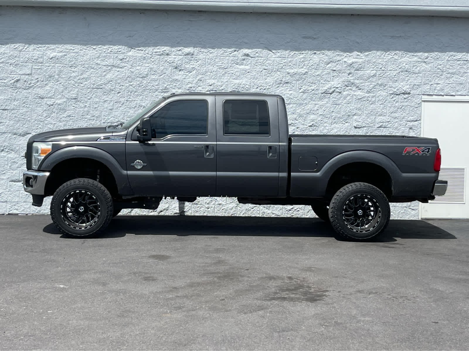 Thumbnail: 2015 Ford F-250 - 4