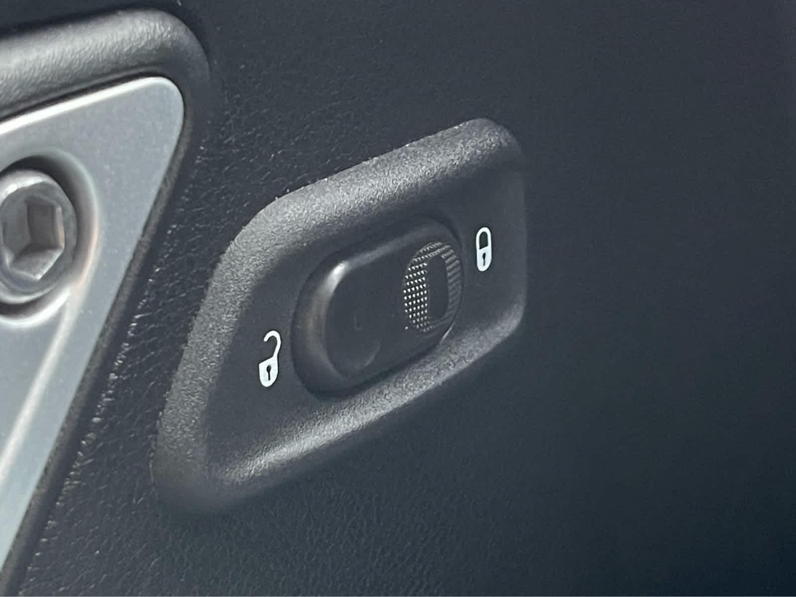 Thumbnail: 2014 Jeep Wrangler - 19