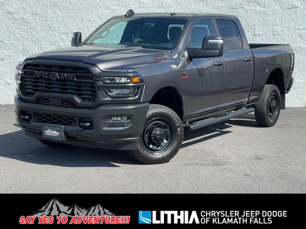 New 2026 Ram 2500 TRADESMAN CREW CAB 4X4 6'4 BOX Pickup