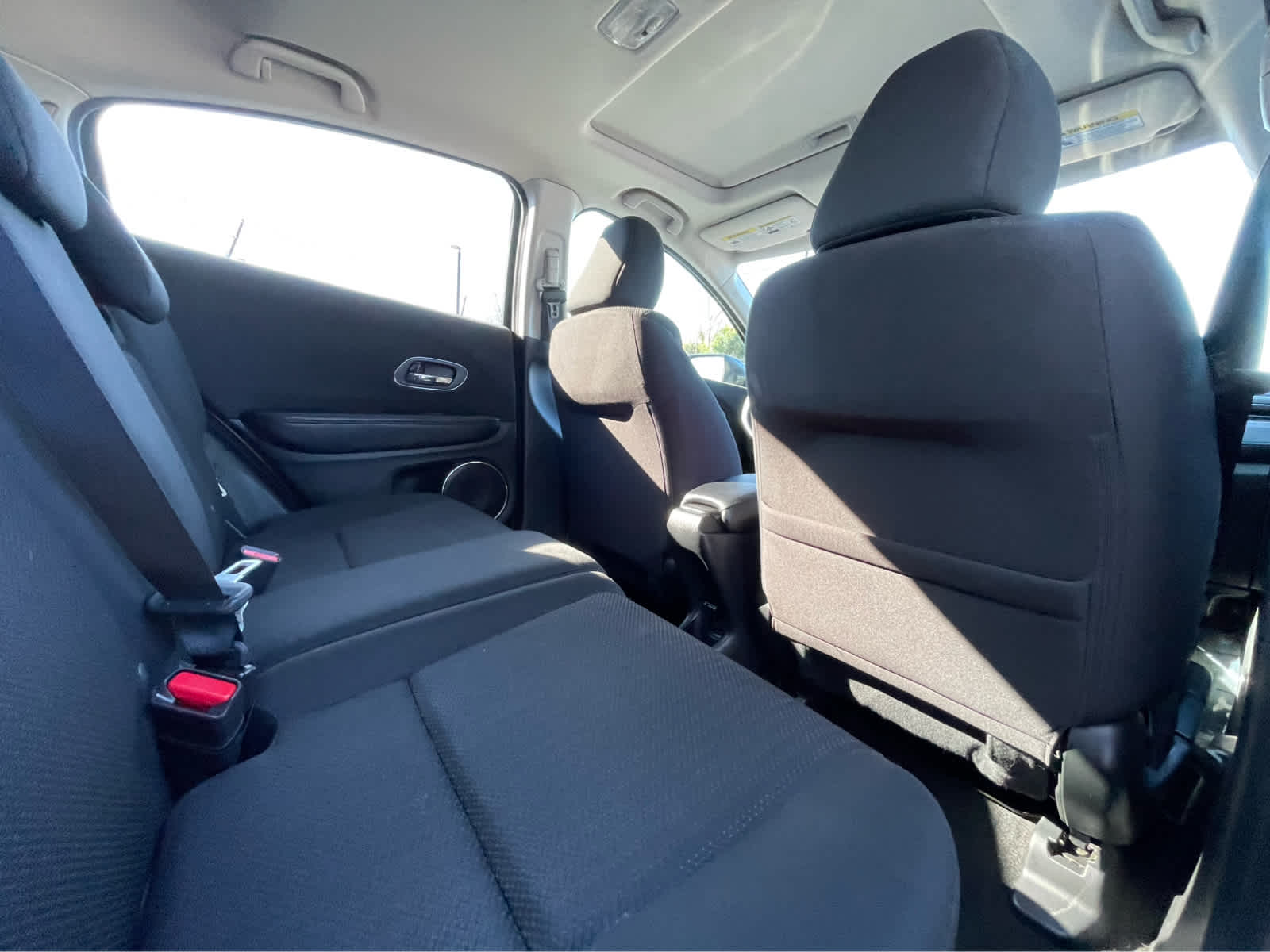 Thumbnail: 2016 Honda HR-V - 26