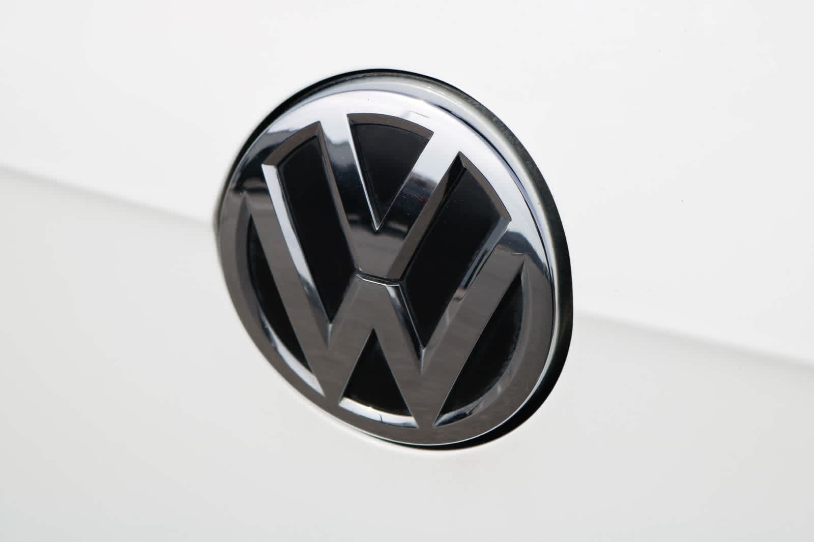 Thumbnail: 2015 Volkswagen Golf - 9