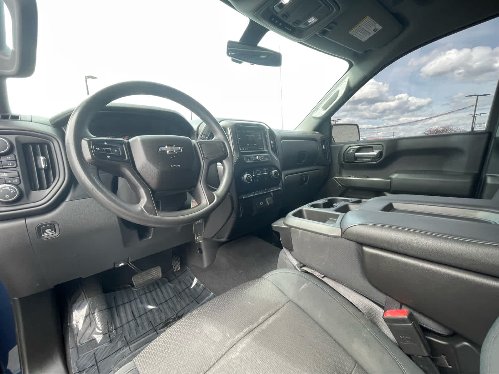 Used 2019 Chevrolet Silverado 1500 Custom with VIN 3GCPYCEF7KG174717 for sale in Klamath Falls, OR