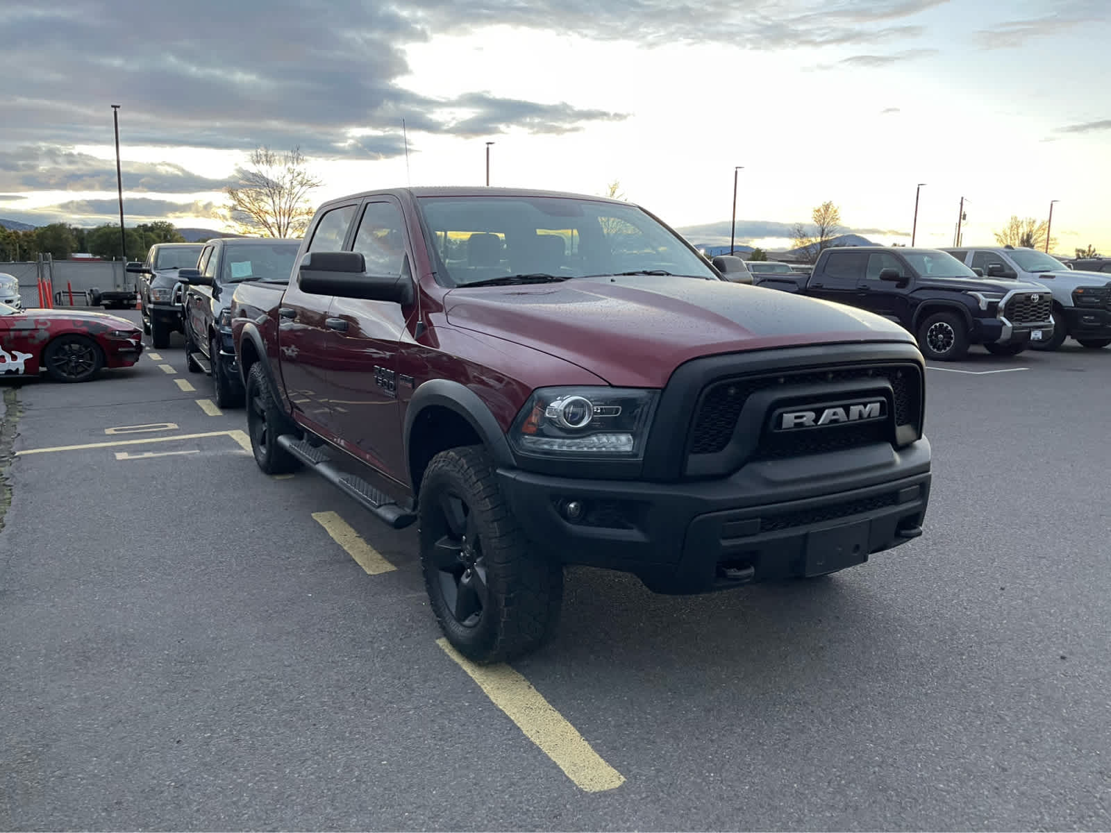Thumbnail: 2020 RAM 1500 Classic - 3