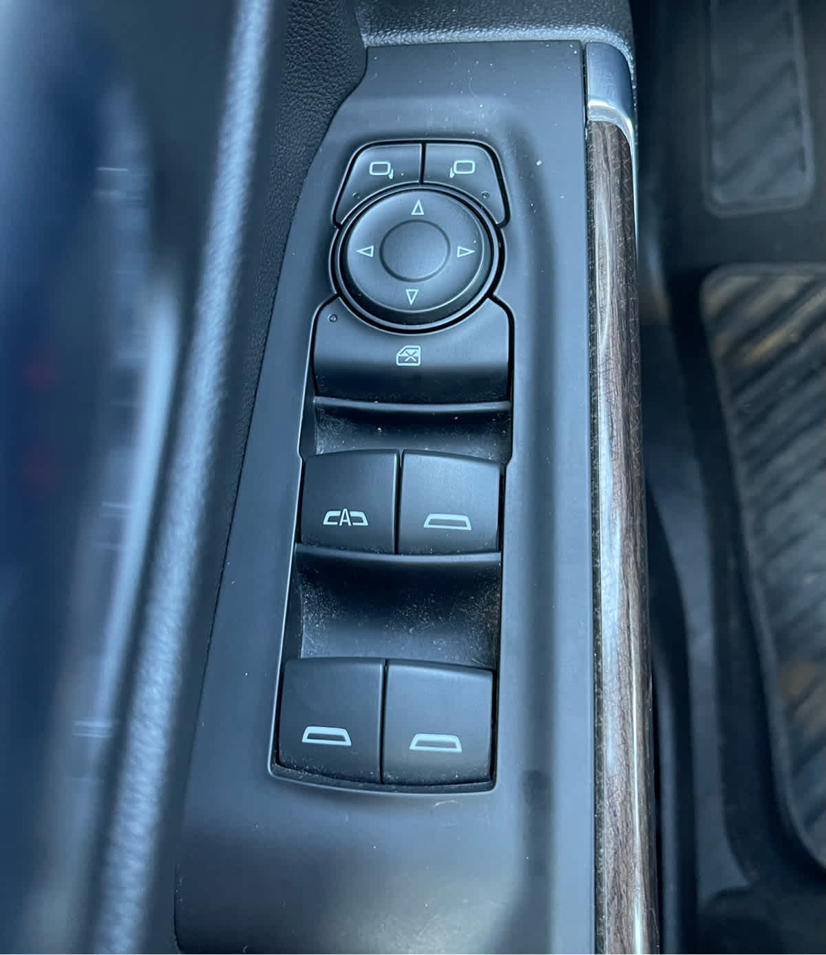 Thumbnail: 2019 Chevrolet Silverado 1500 - 20