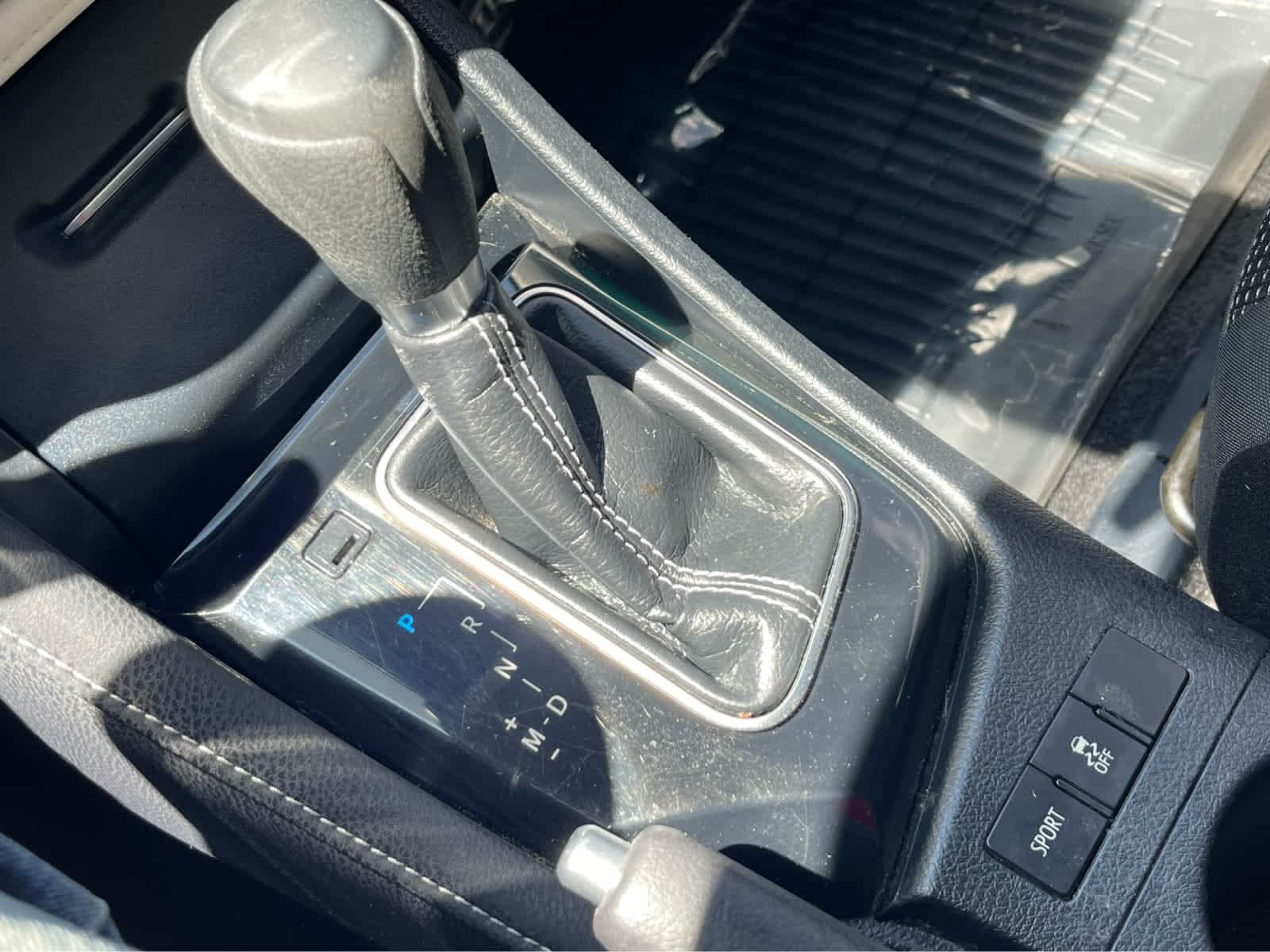 Thumbnail: 2018 Toyota Corolla iM - 16