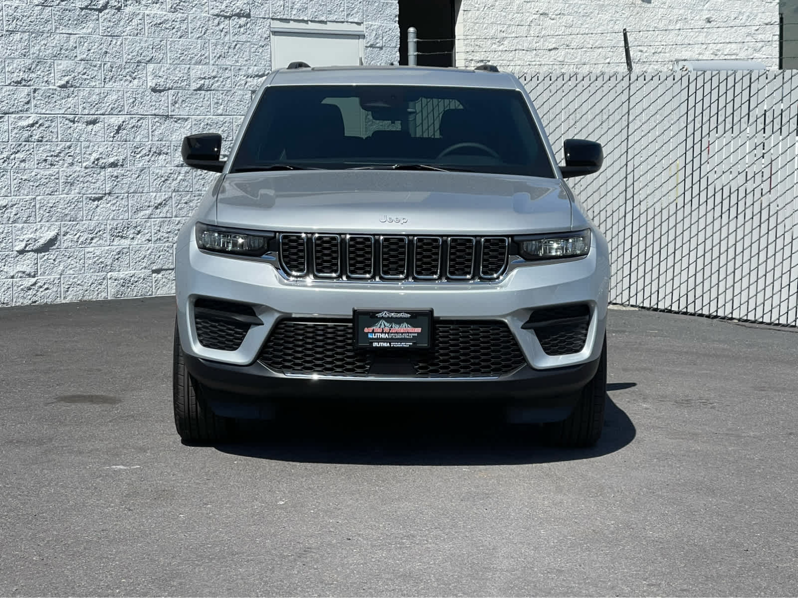 Thumbnail: 2025 Jeep Grand Cherokee - 3
