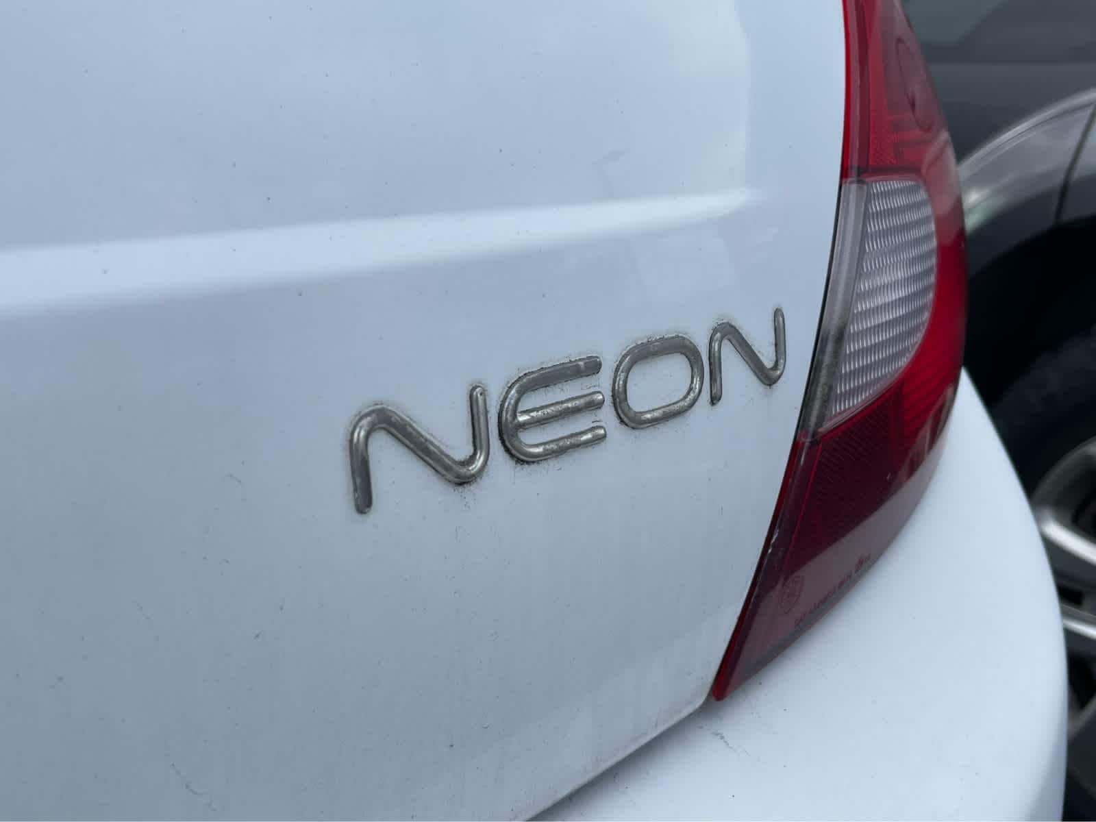 Thumbnail: 2000 Dodge Neon - 8