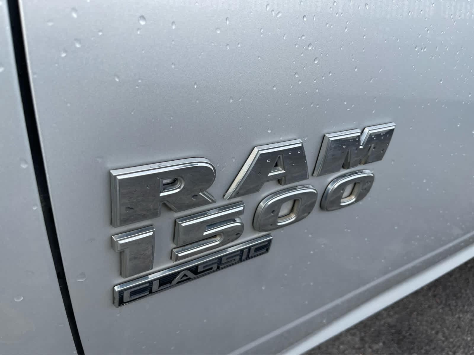 Thumbnail: 2019 RAM 1500 Classic - 8
