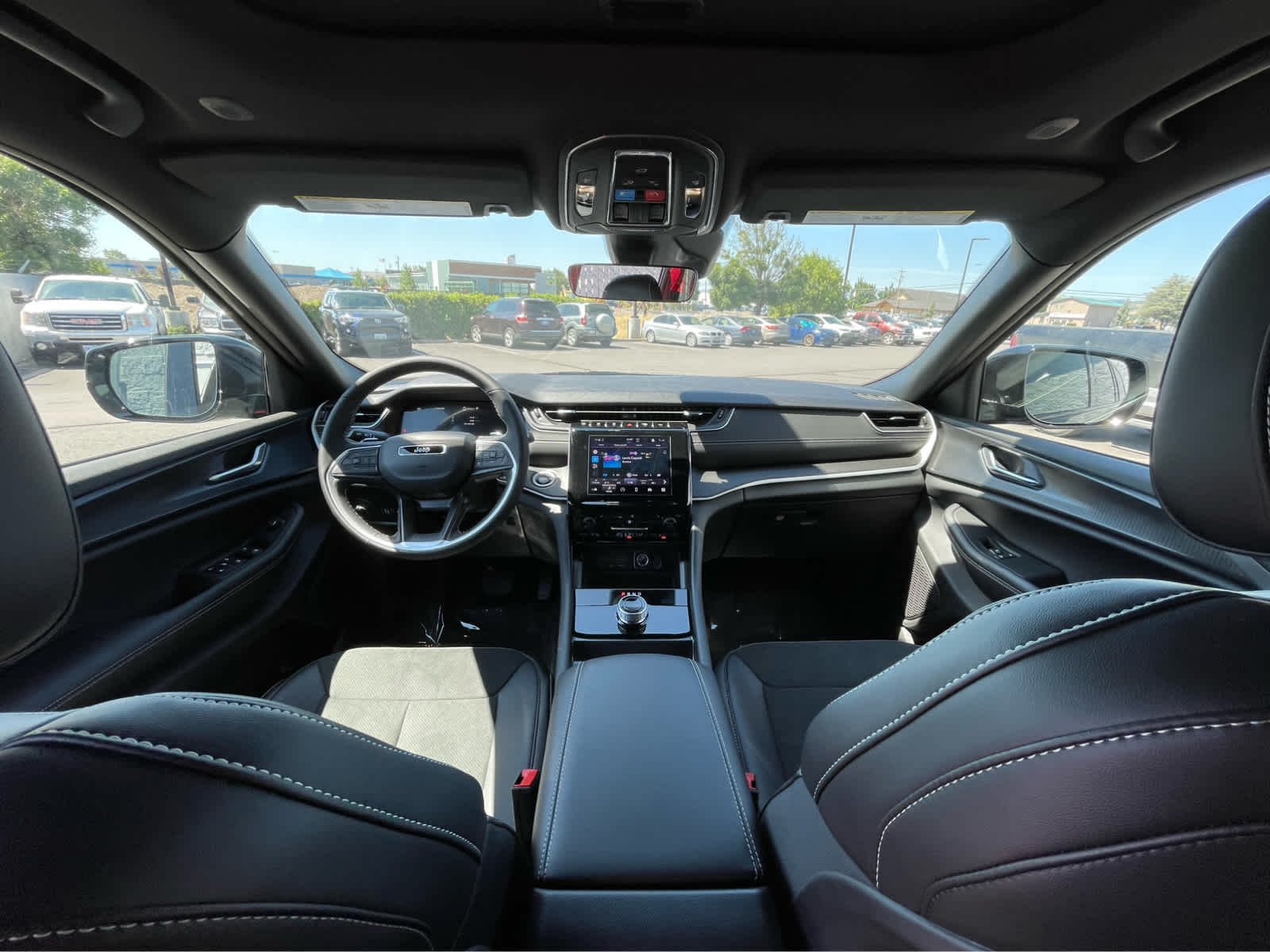 Thumbnail: 2025 Jeep Grand Cherokee - 11