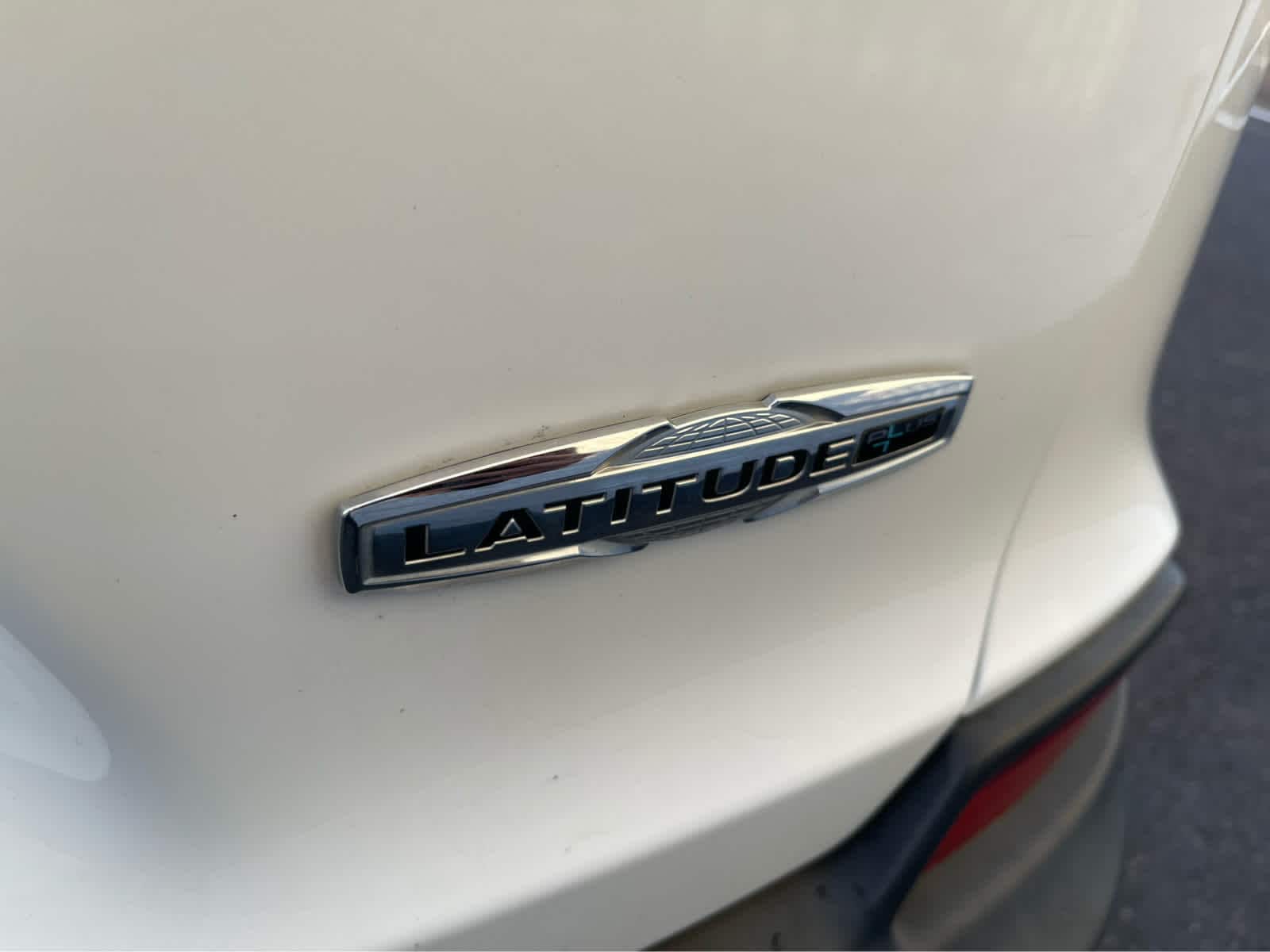 Thumbnail: 2019 Jeep Cherokee - 10