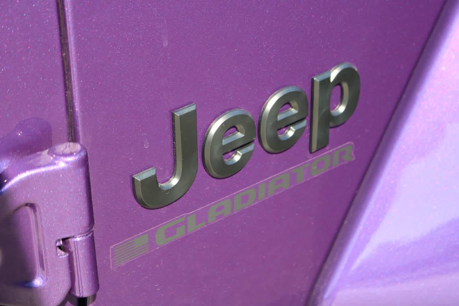 Thumbnail: 2026 Jeep Gladiator - 8
