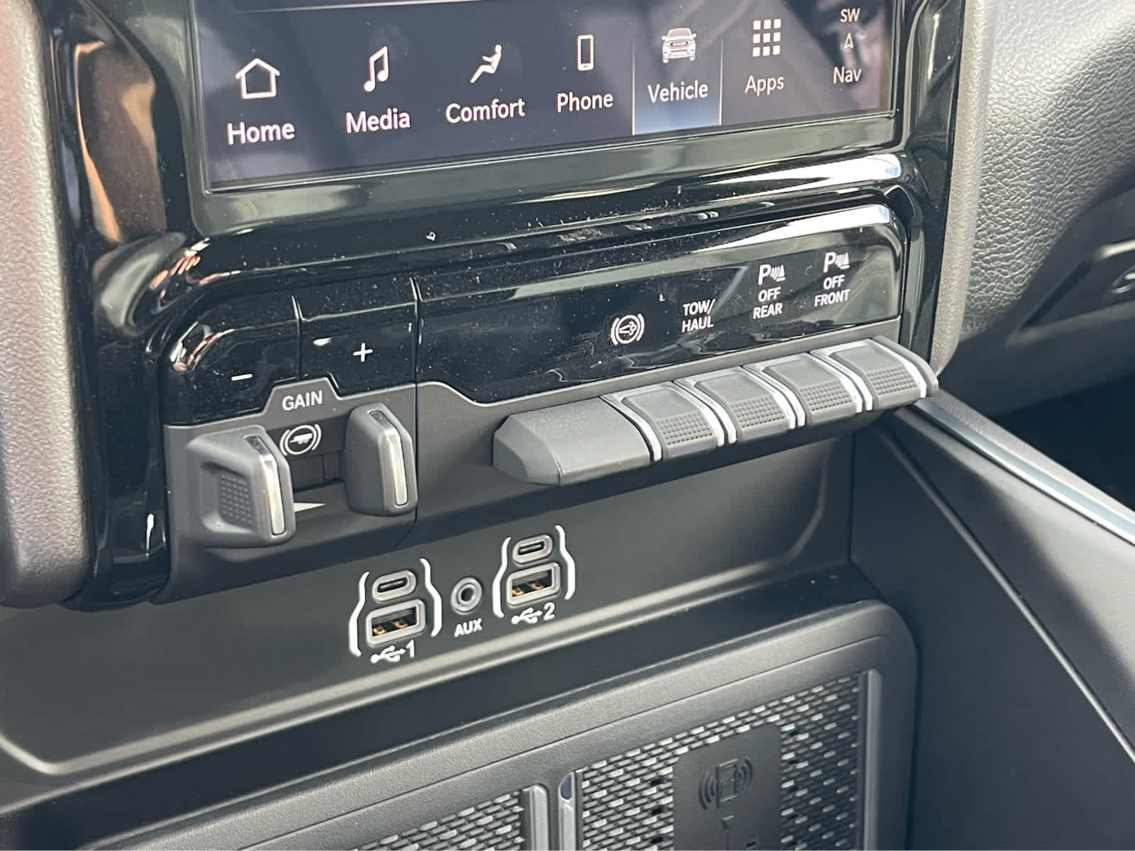 Thumbnail: 2026 RAM 2500 - 17