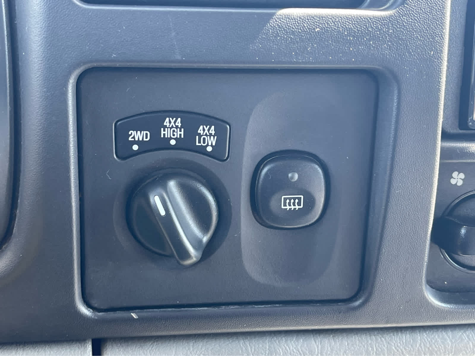 Thumbnail: 2005 Ford Excursion - 14