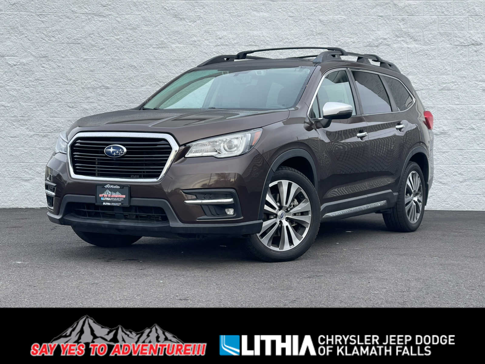 2019 Subaru Ascent Touring's photo