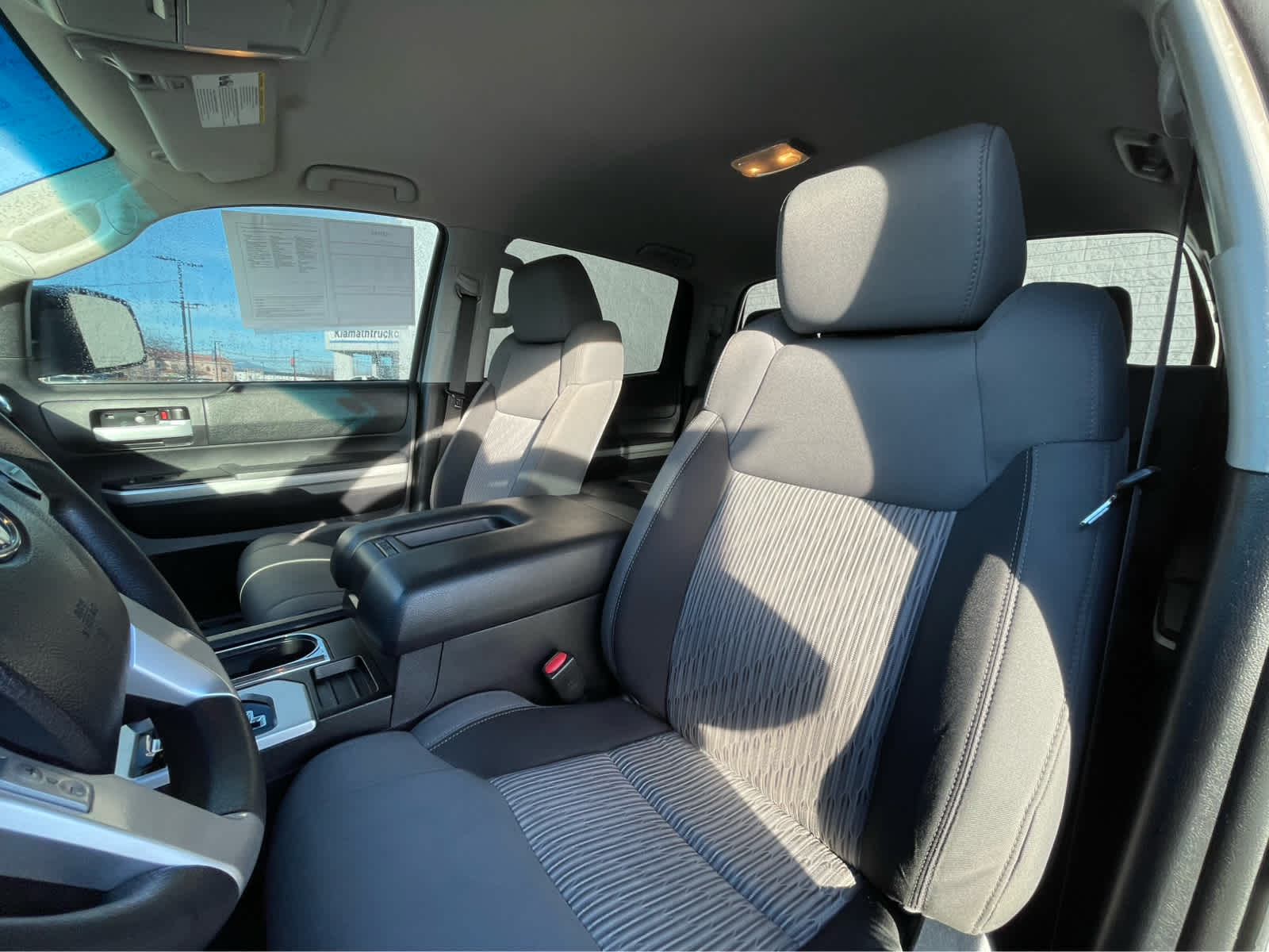 Thumbnail: 2016 Toyota Tundra - 24