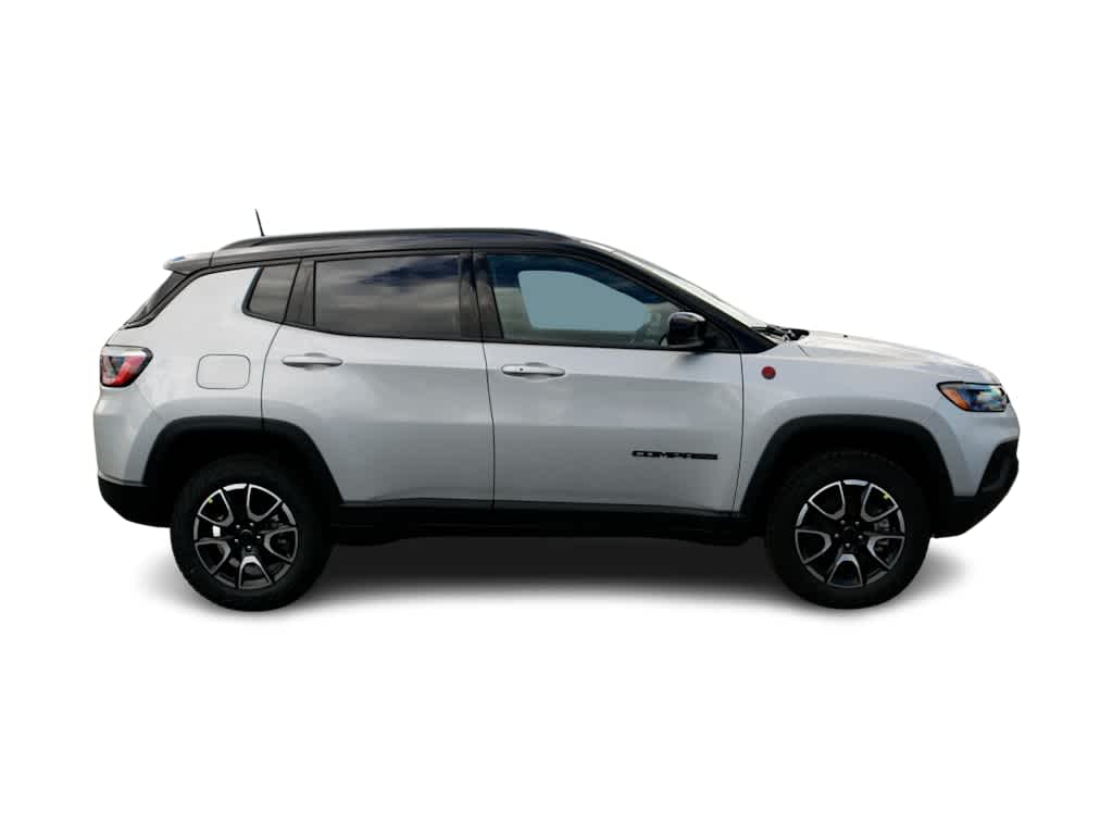 Thumbnail: 2026 Jeep Compass - 4