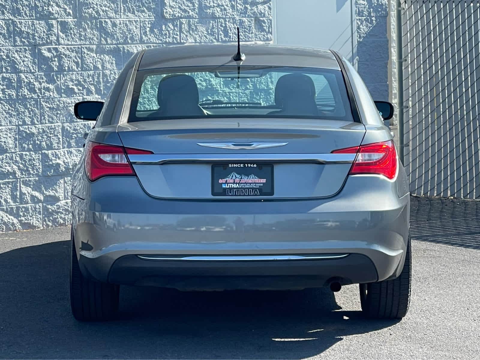 Thumbnail: 2011 Chrysler 200 - 6