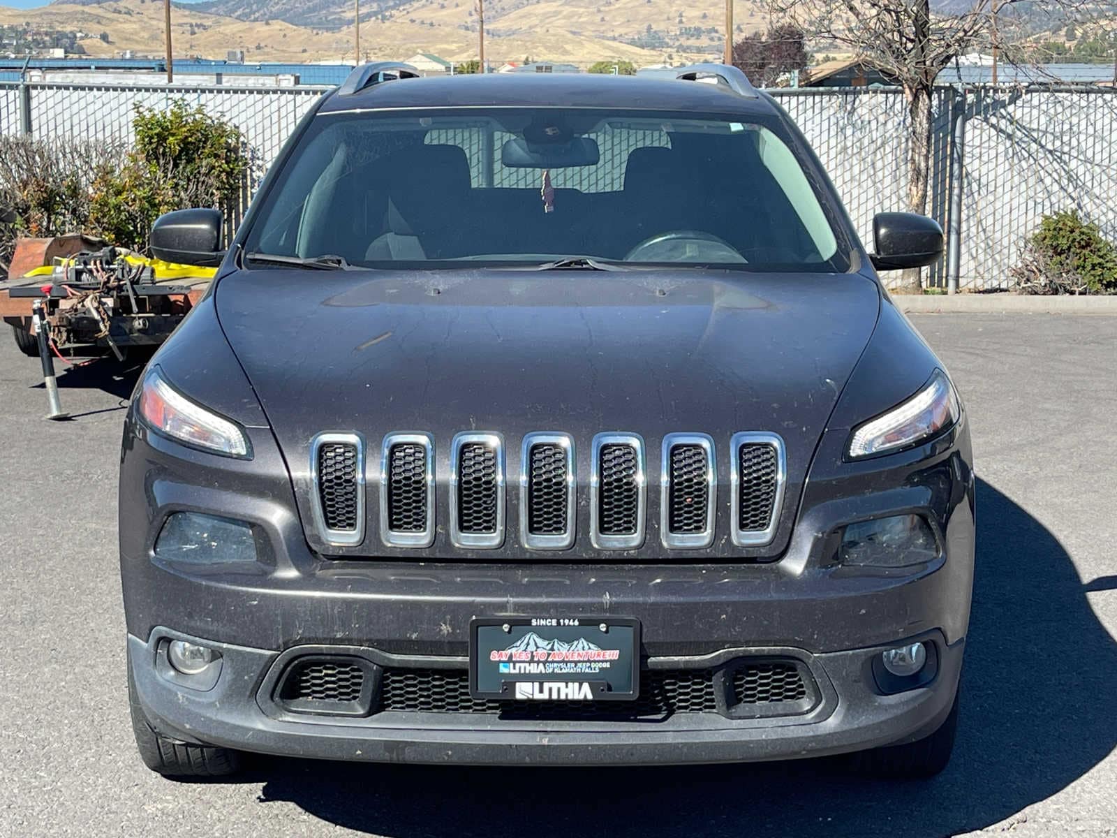 Used 2017 Jeep Cherokee Latitude with VIN 1C4PJMCB8HD230891 for sale in Klamath Falls, OR