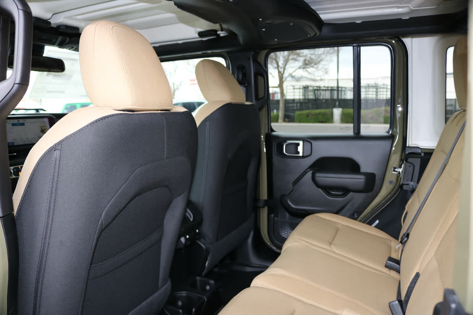 Thumbnail: 2026 Jeep Wrangler - 28