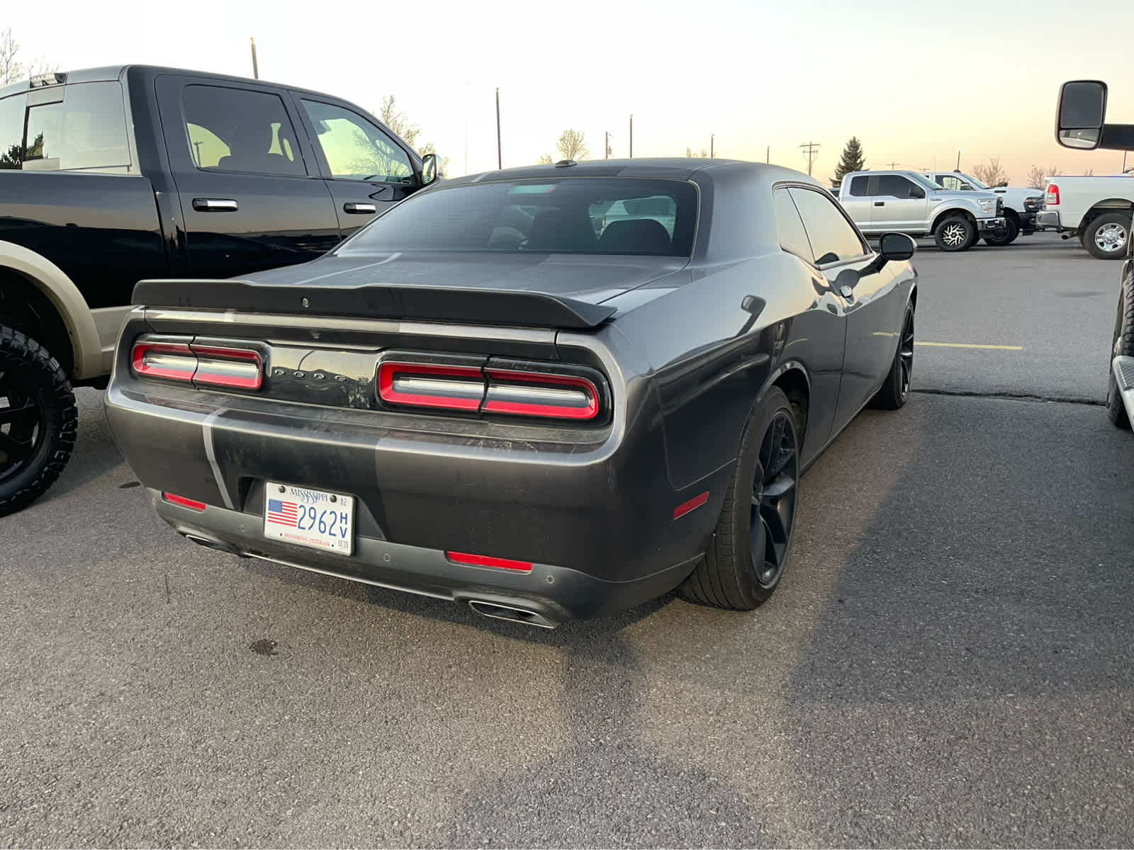 Thumbnail: 2019 Dodge Challenger - 4