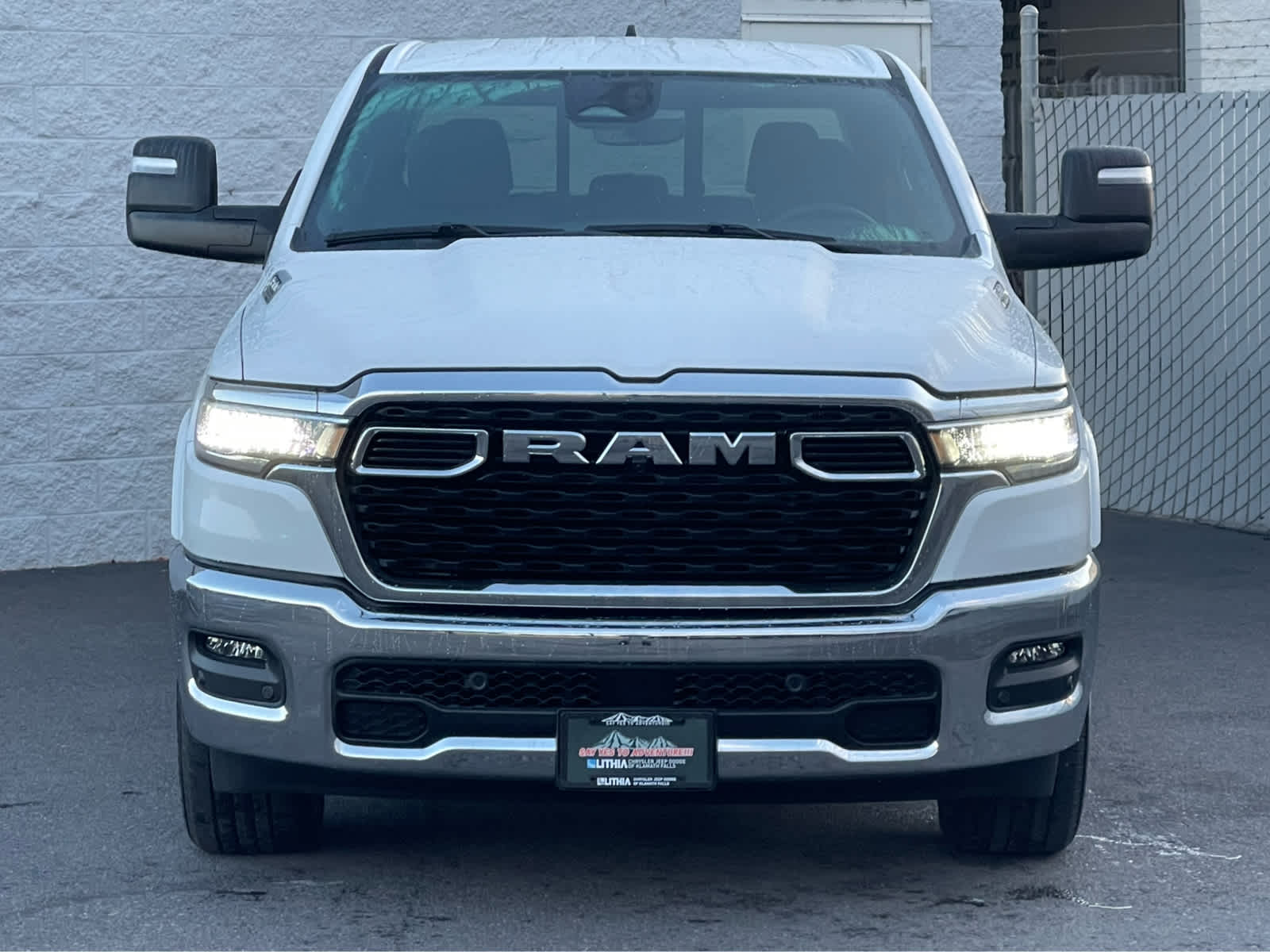 Thumbnail: 2026 RAM 1500 - 3