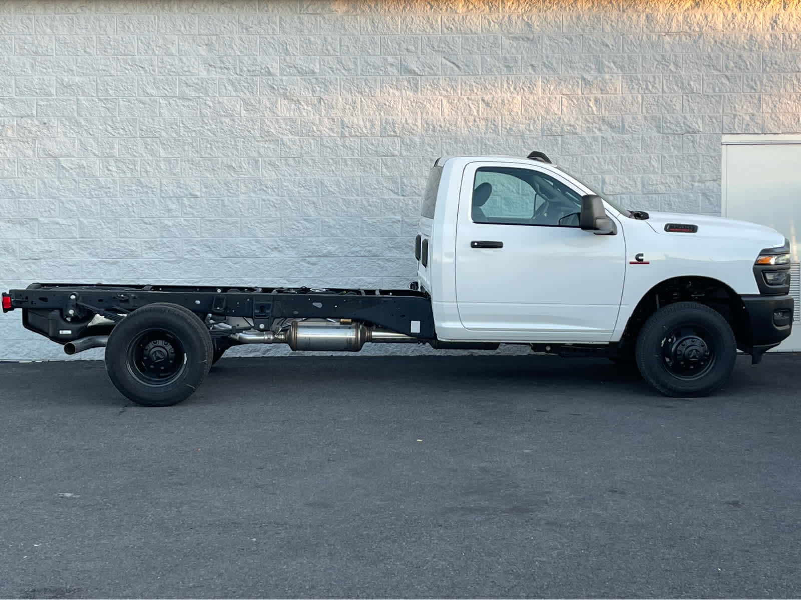 Thumbnail: 2026 RAM 3500 - 5