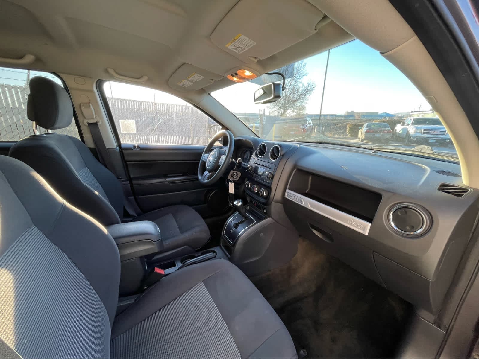 Thumbnail: 2016 Jeep Compass - 22