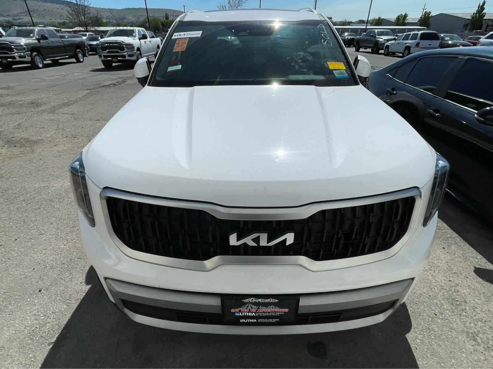 Used 2023 Kia Telluride EX with VIN 5XYP3DGCXPG398593 for sale in Klamath Falls, OR