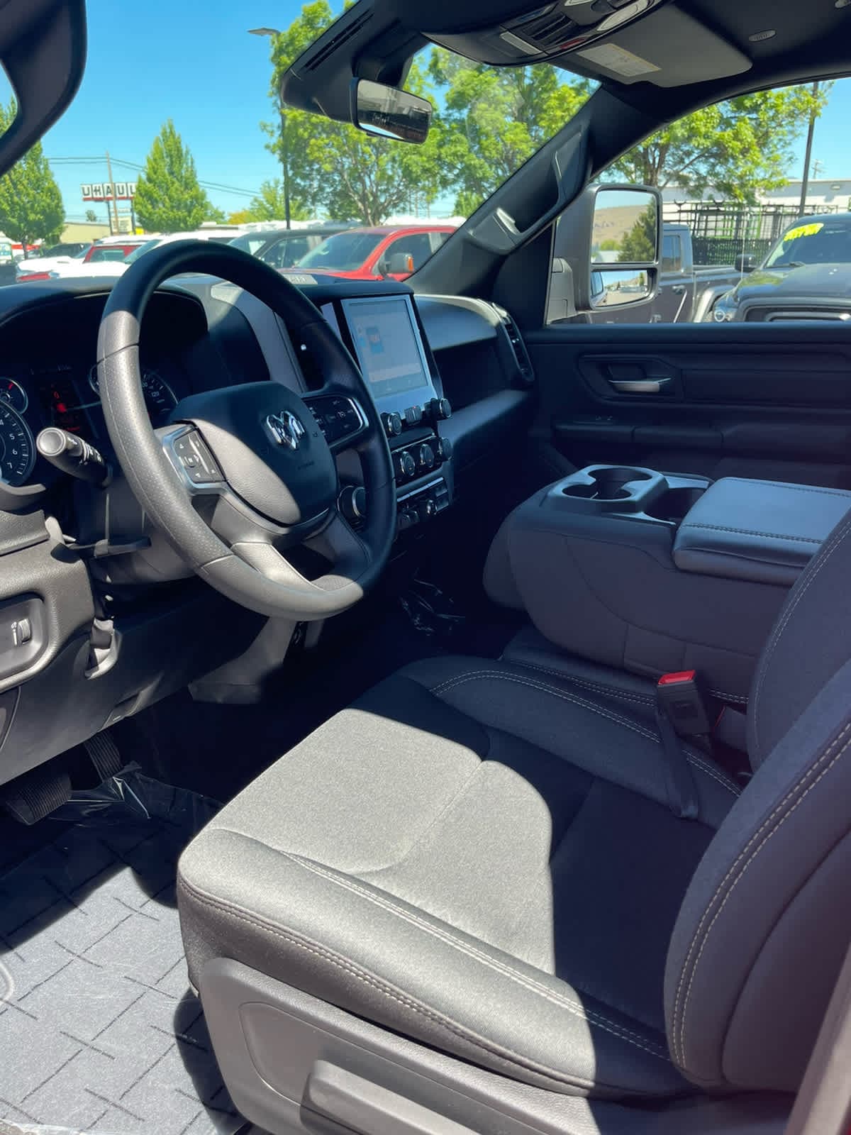Thumbnail: 2026 RAM 1500 - 7