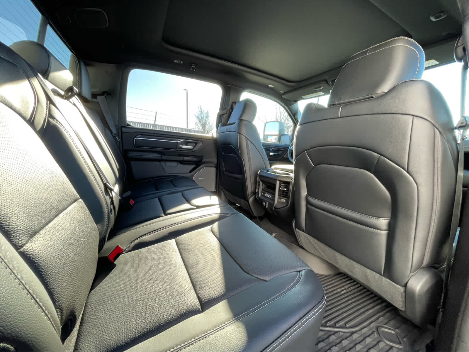 Thumbnail: 2026 RAM 1500 - 26