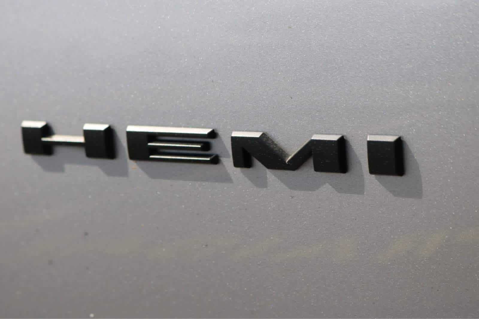 Thumbnail: 2021 Dodge Durango - 8