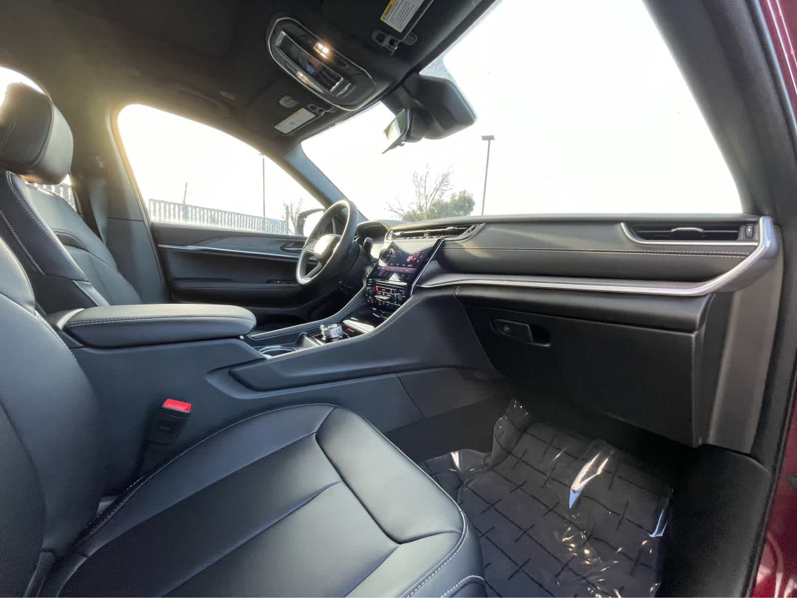 Thumbnail: 2025 Jeep Grand Cherokee - 29