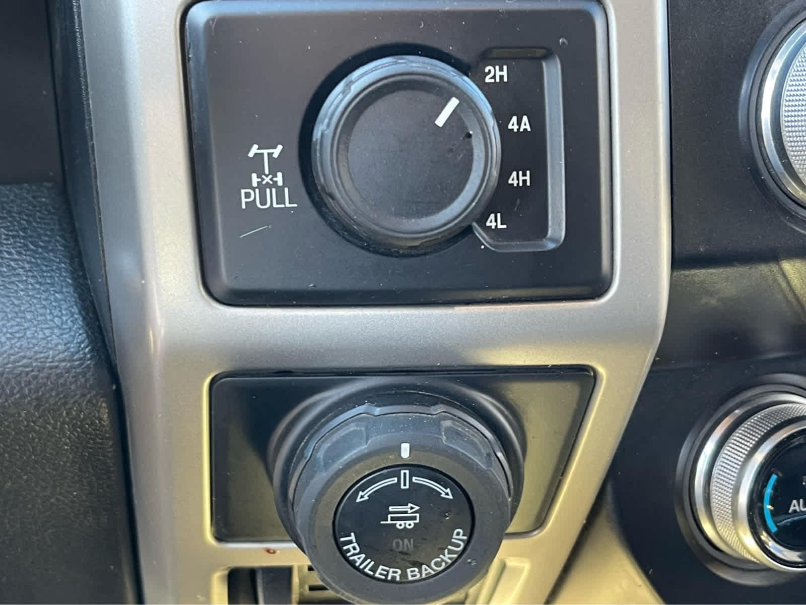 Thumbnail: 2019 Ford F-150 - 19