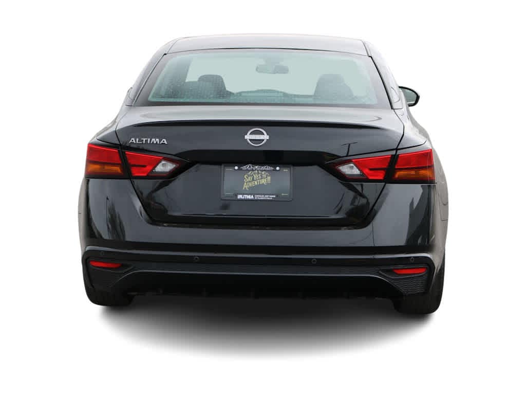 Thumbnail: 2023 Nissan Altima - 5