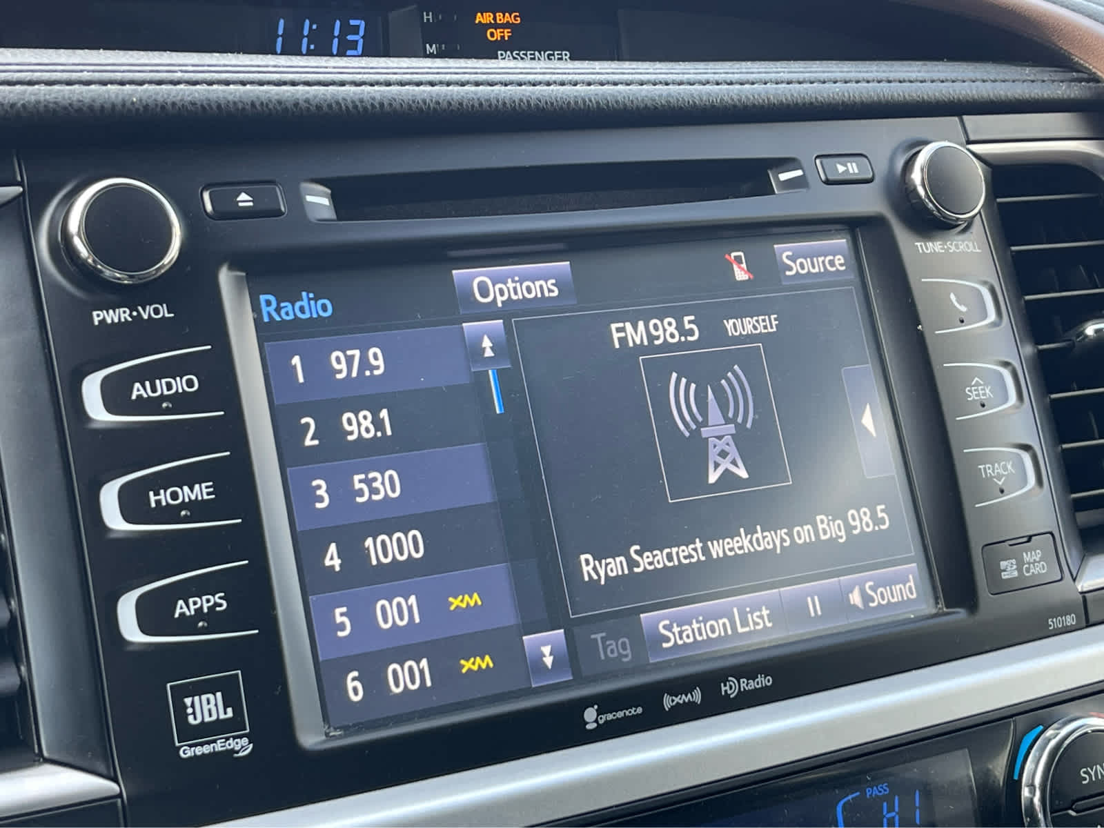 Thumbnail: 2018 Toyota Highlander - 14