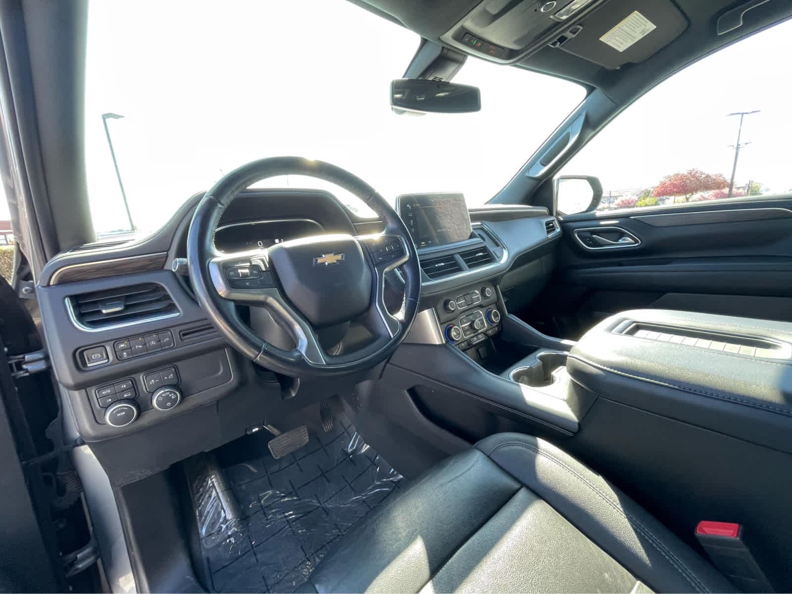 Used 2022 Chevrolet Suburban LT with VIN 1GNSKCKD0NR245492 for sale in Klamath Falls, OR