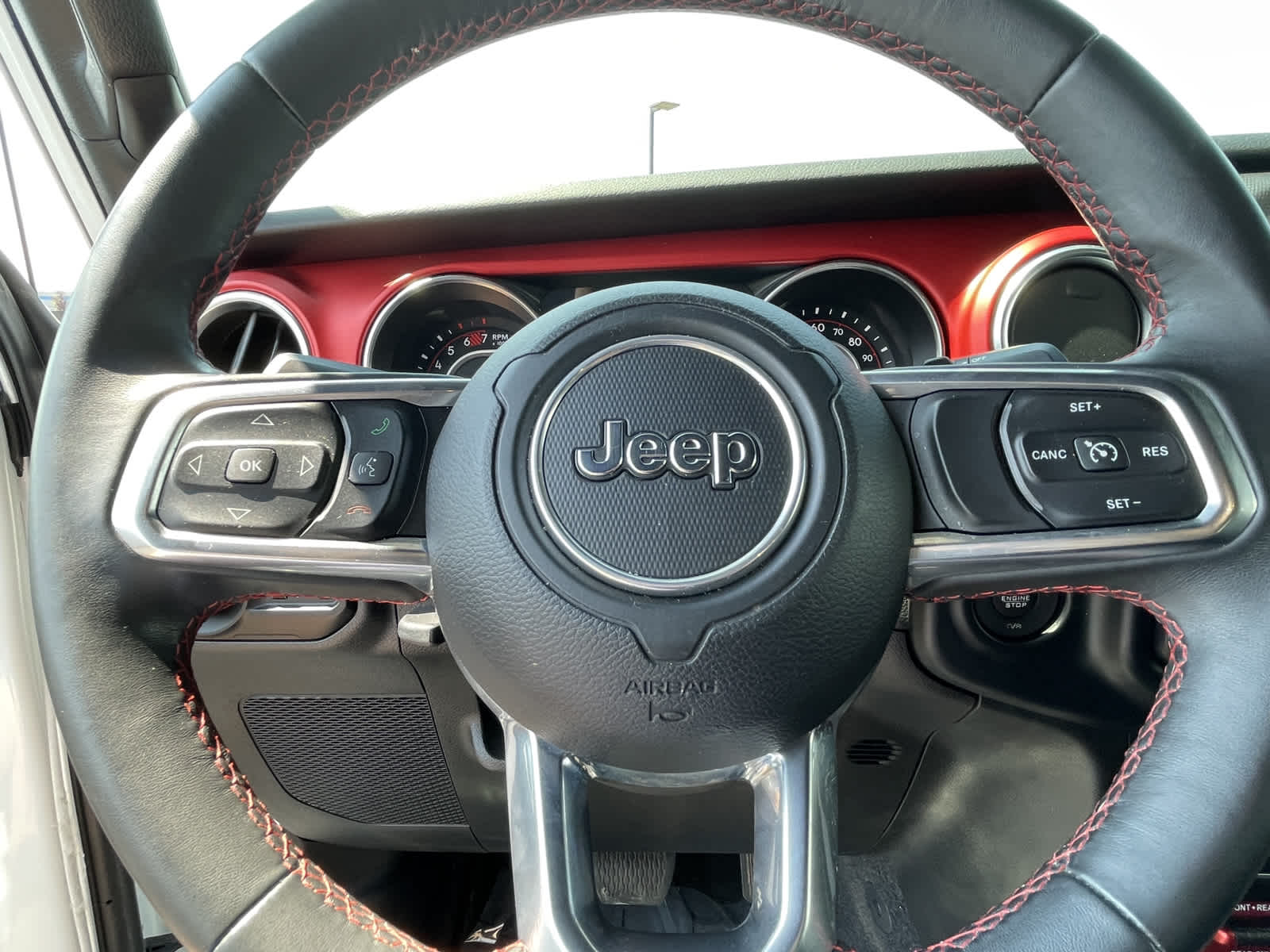 Thumbnail: 2019 Jeep Wrangler - 15