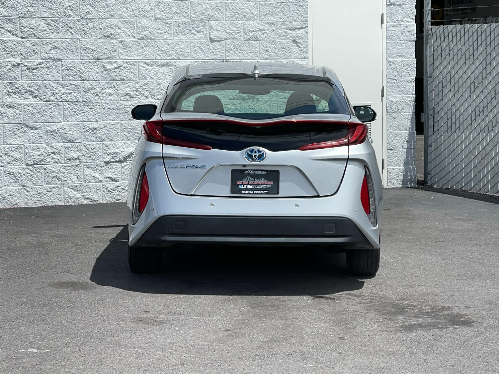 Thumbnail: 2017 Toyota Prius Prime - 6