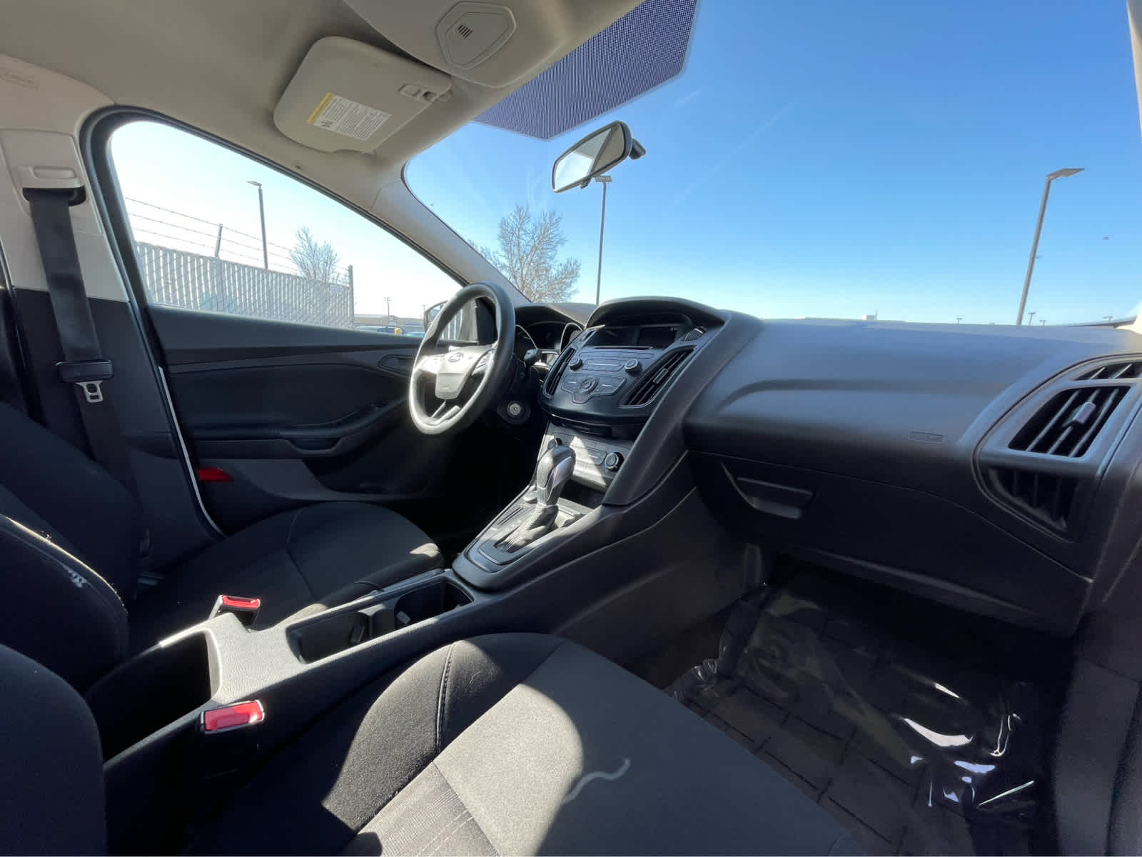 Thumbnail: 2017 Ford Focus - 27