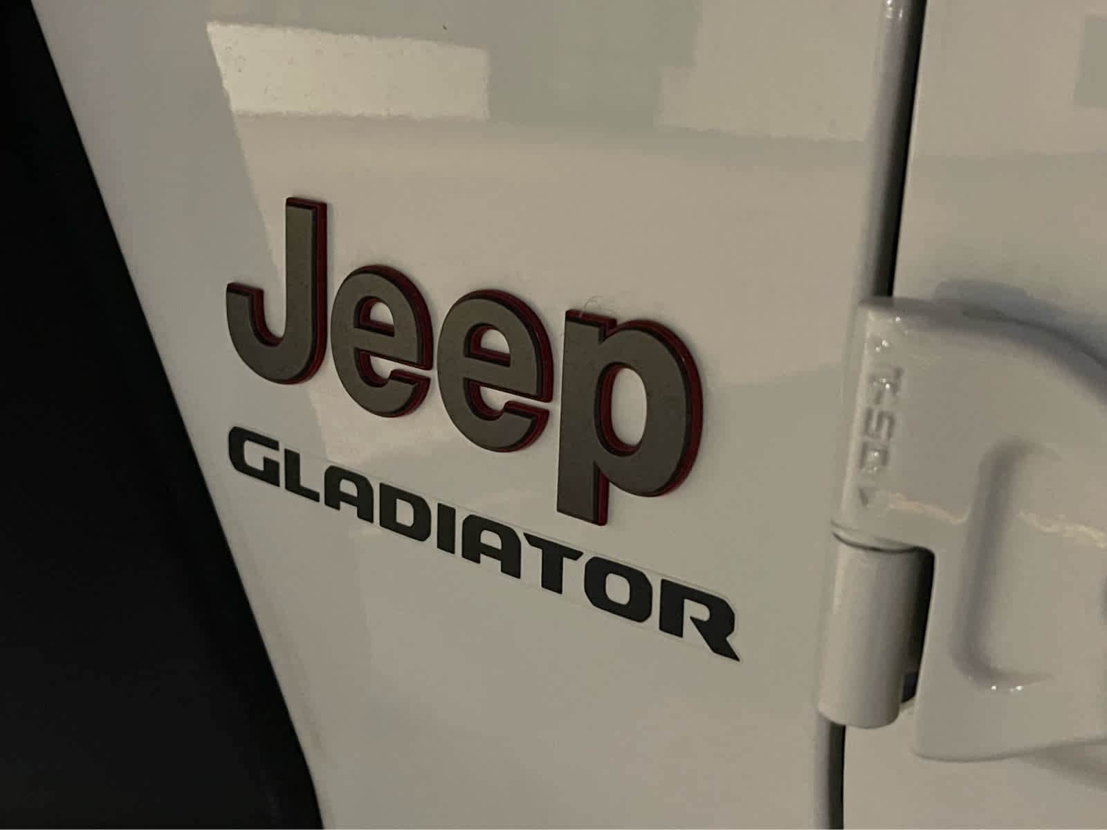 Thumbnail: 2021 Jeep Gladiator - 7