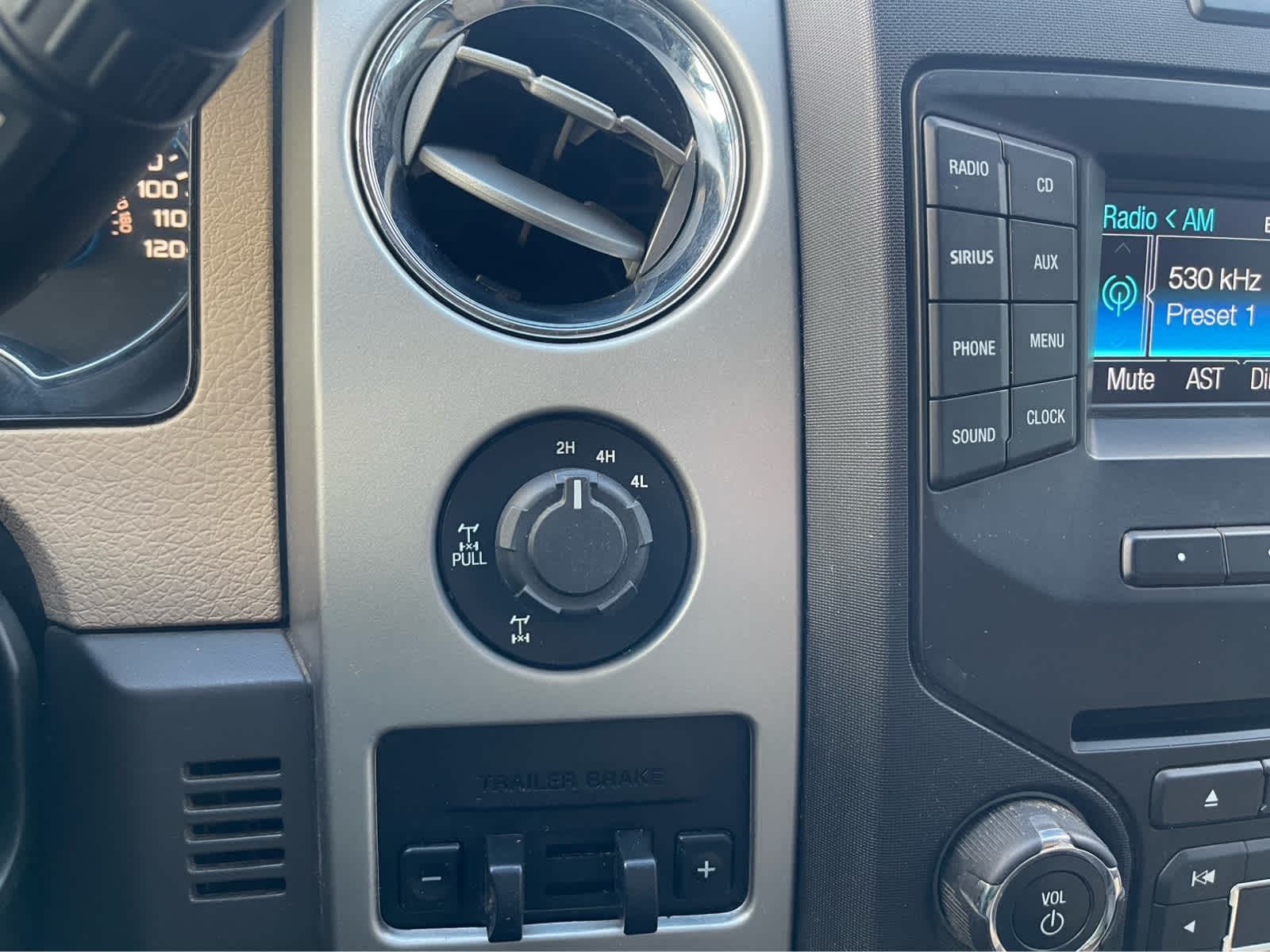 Thumbnail: 2014 Ford F-150 - 16