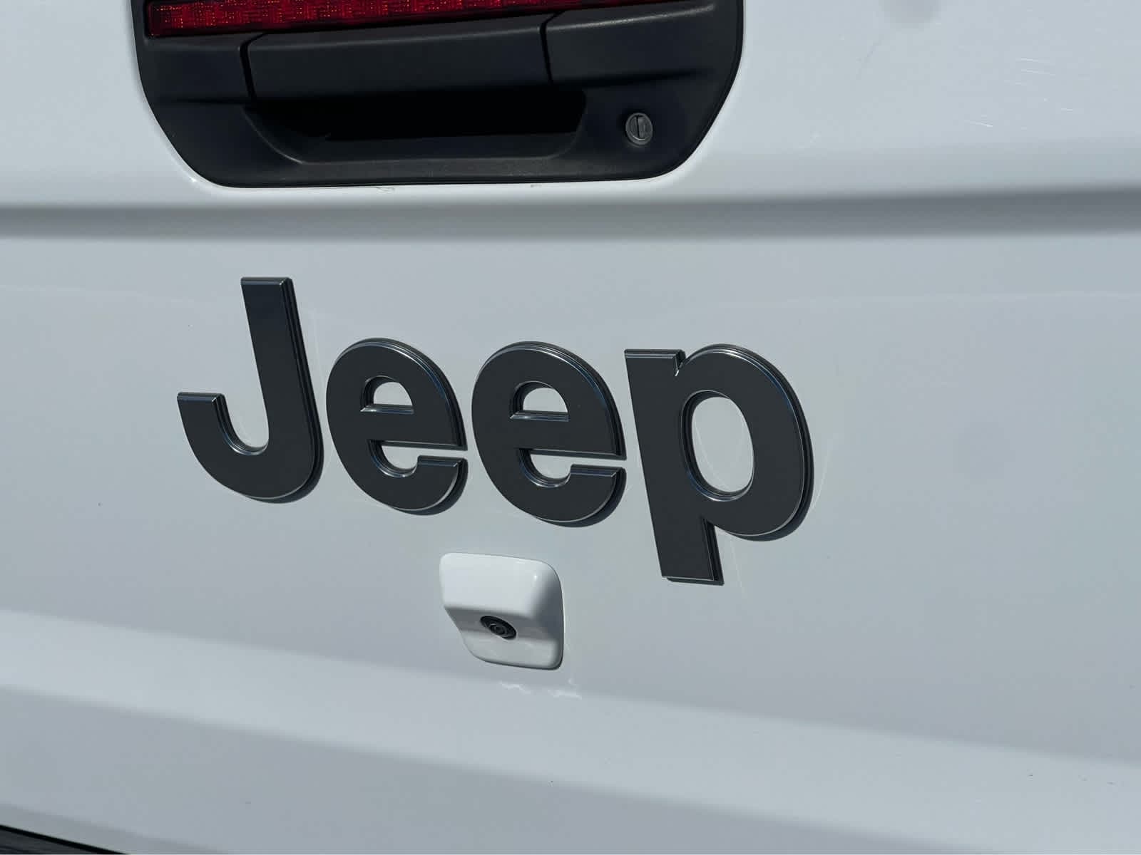 2023 Jeep Gladiator Overland - Photo 9