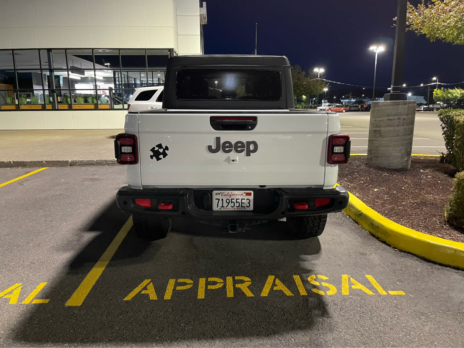 Thumbnail: 2021 Jeep Gladiator - 5