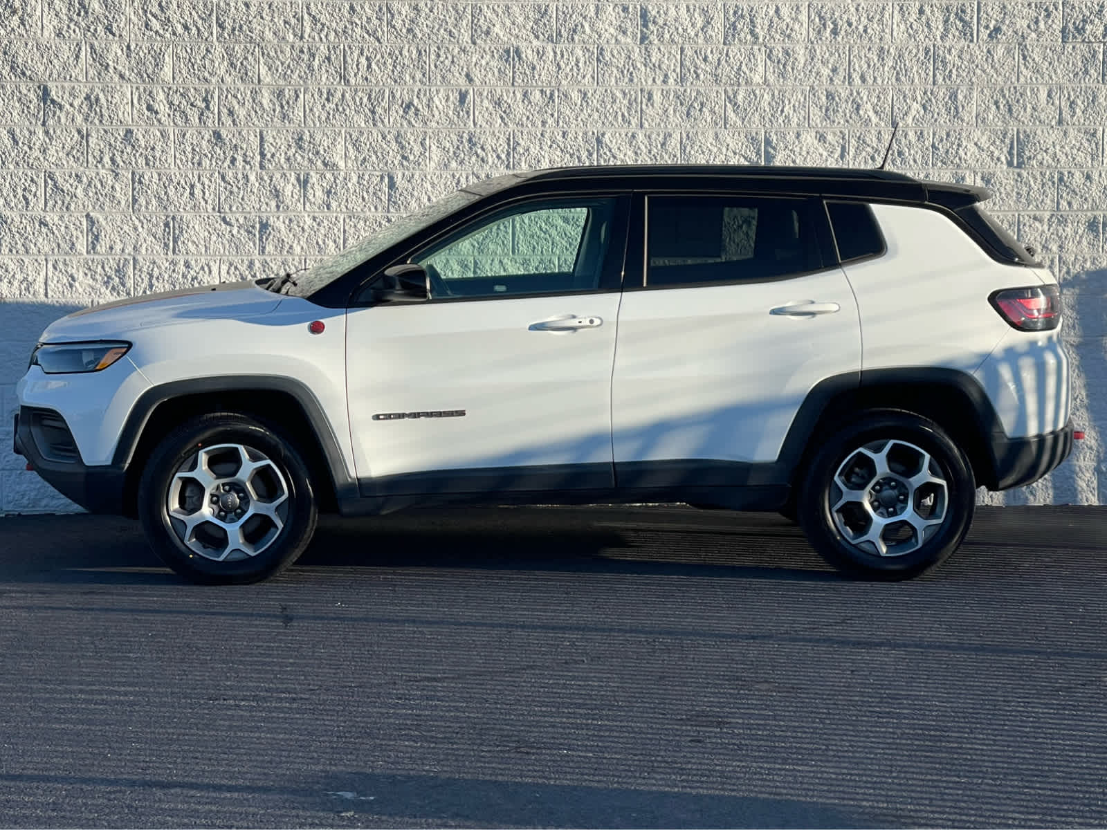 Thumbnail: 2022 Jeep Compass - 4