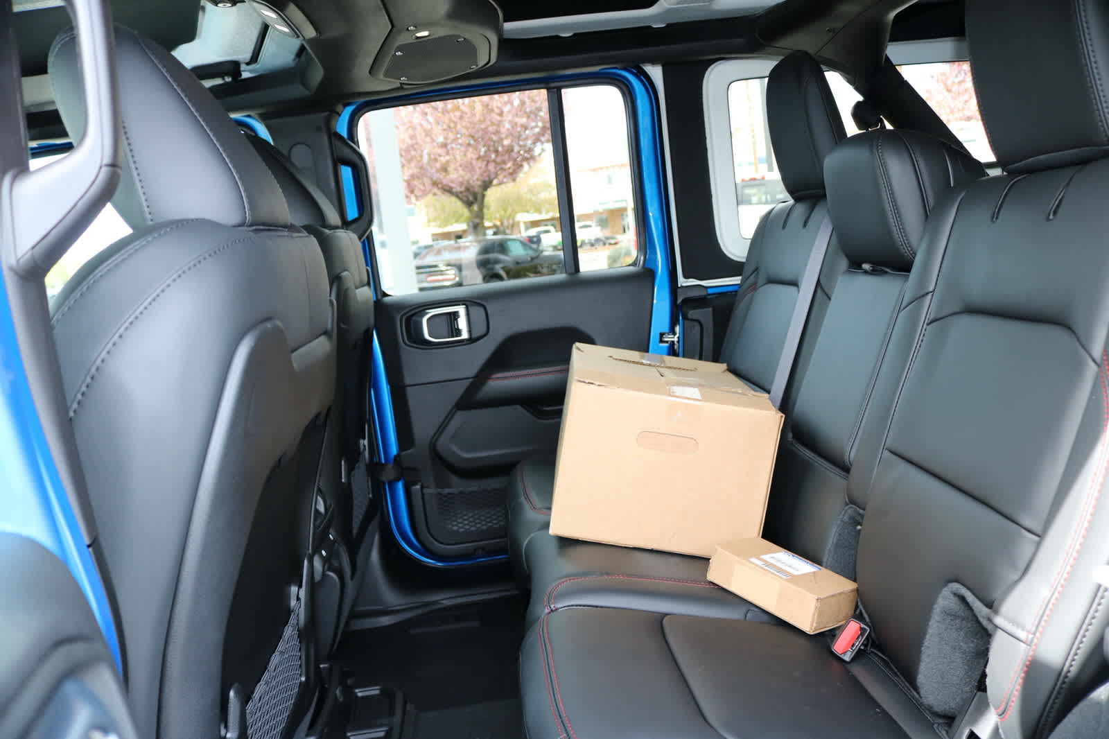 Thumbnail: 2026 Jeep Wrangler - 25