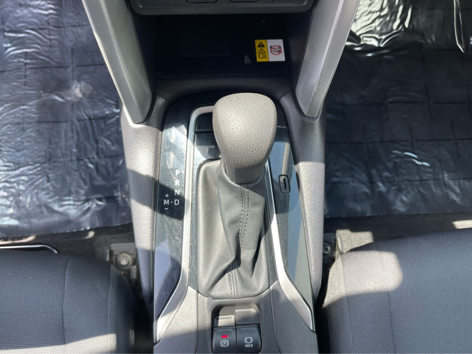 Thumbnail: 2022 Toyota Corolla Cross - 16