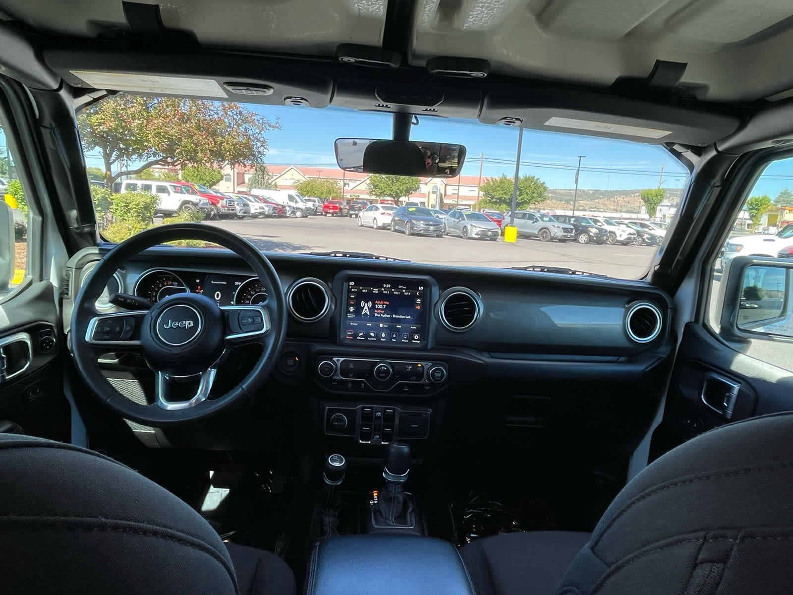 2023 Jeep Gladiator Overland - Photo 14