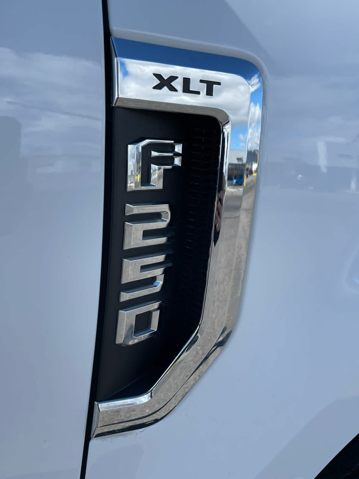 Thumbnail: 2022 Ford F-250 - 9