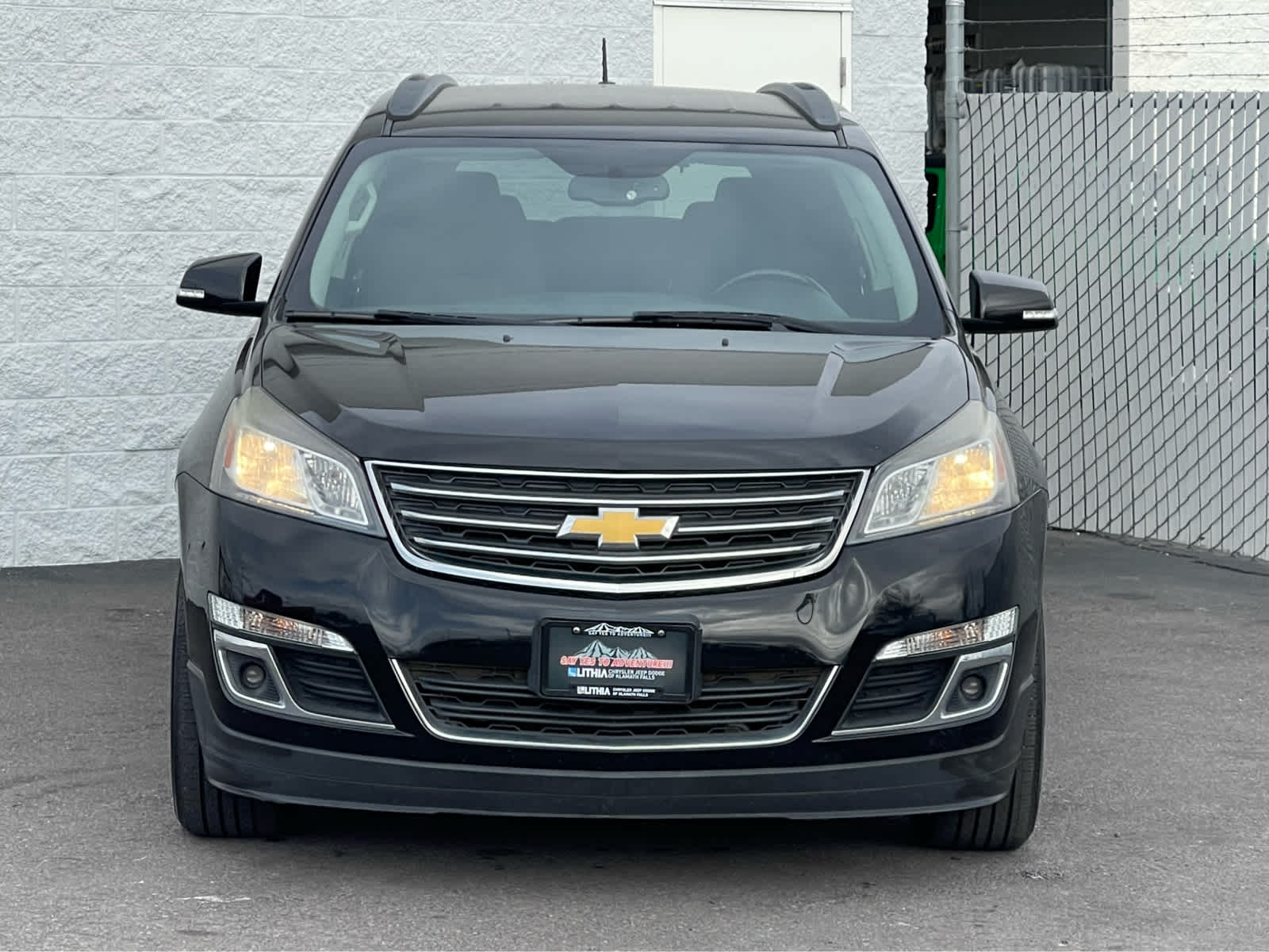 Thumbnail: 2017 Chevrolet Traverse - 3